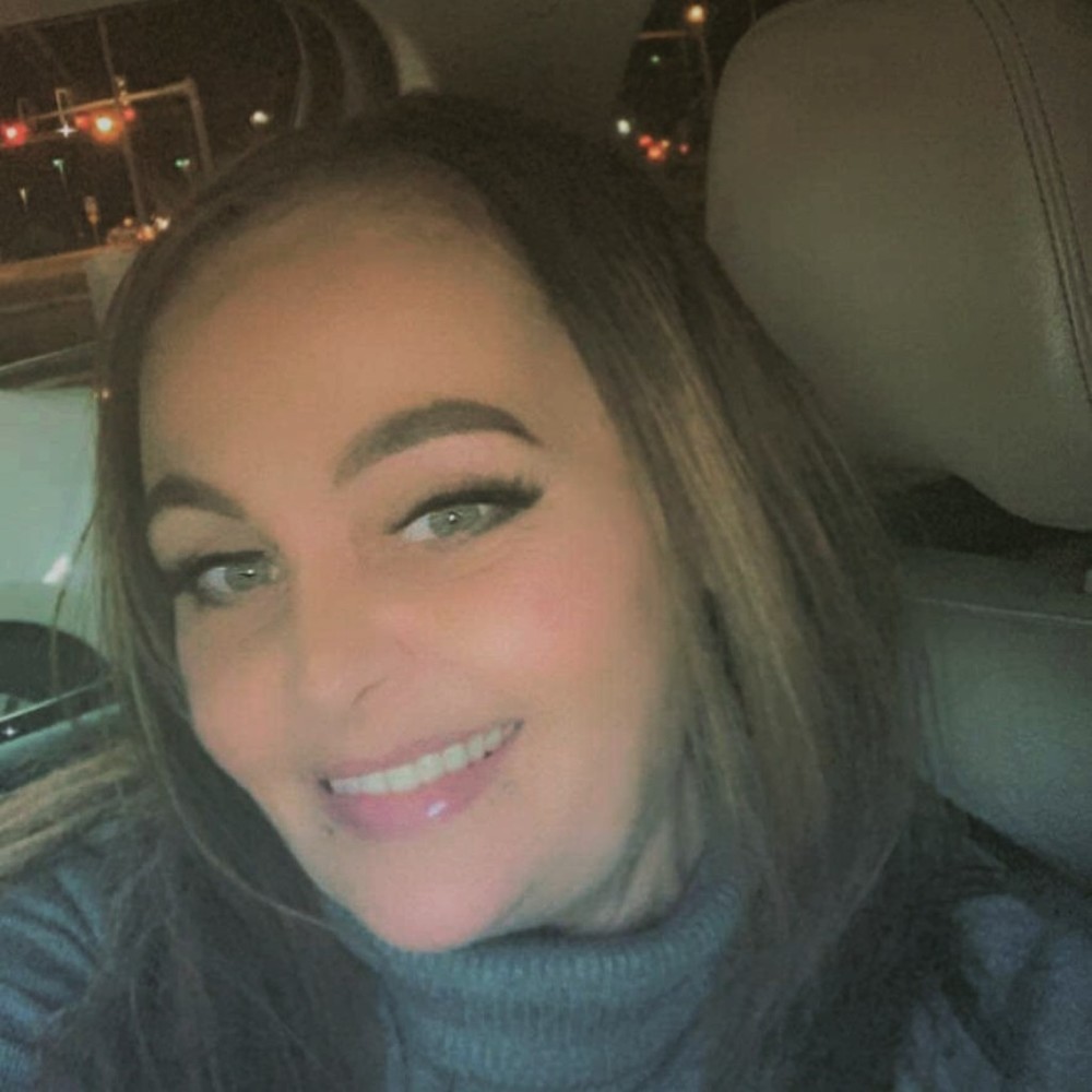 Meet your Posher, Chrissy